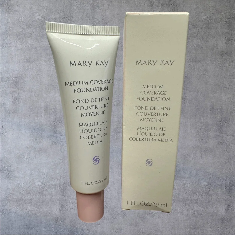Mary Kay Medium Coverage Foundation Ivory 202 356800 1oz‎ NEW - Pink Cap Liquid